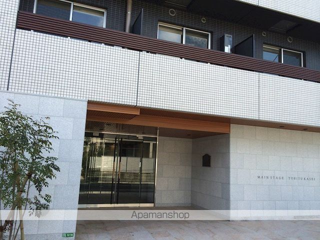 メインステージ都立家政の玄関写真
