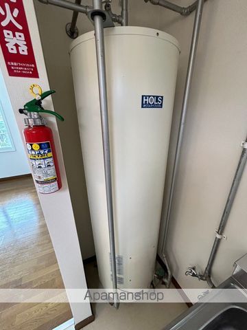 宗谷本線 名寄駅 徒歩25分 2階建 築33年の内装写真