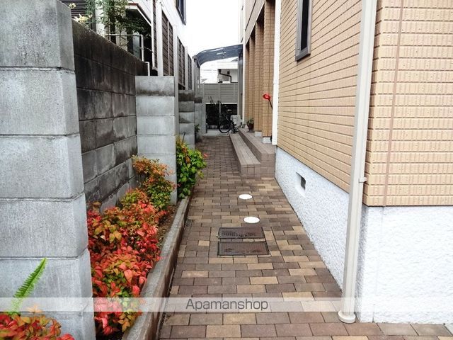 コアロード門戸の玄関写真