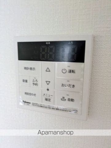 高崎線 桶川駅 徒歩3分 3階建 築34年の内装写真