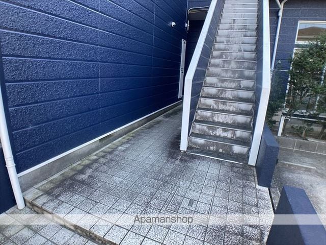 オーク玉川学園の玄関写真