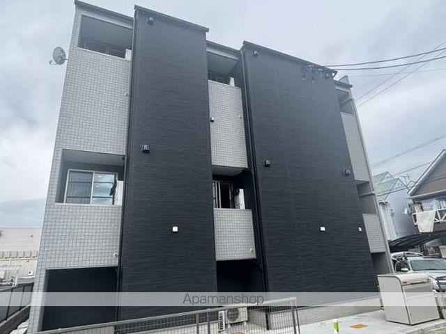 ADC高島リブレの外観写真