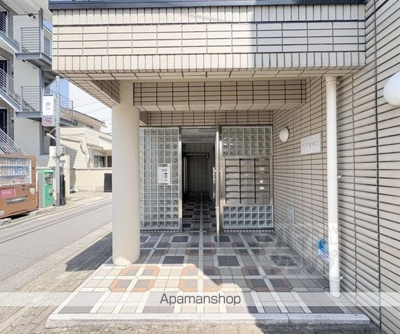 ヴィラ荒神口の外観写真