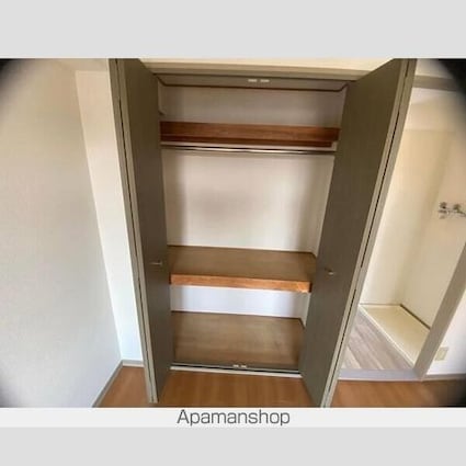ベルエール方南町[1R/18m2]の収納2