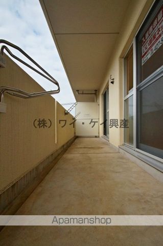 シャン・ド・フルールの内装写真