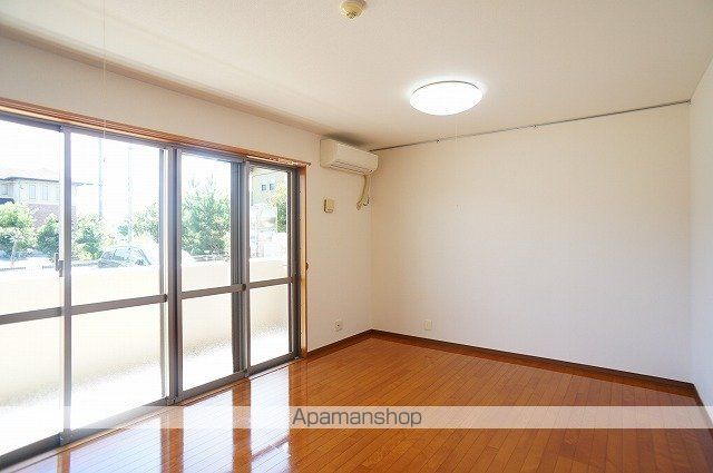 エクランの内装写真