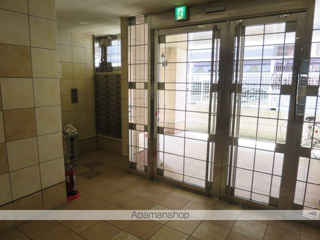 エムロード福島の玄関写真