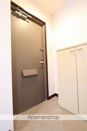 香川県高松市藤塚町２丁目[1K/22.36m2]の玄関