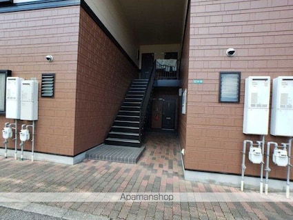 愛媛県松山市立花３丁目[3DK/55.89m2]のエントランス