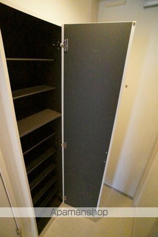 リブリ・高根NSの内装写真