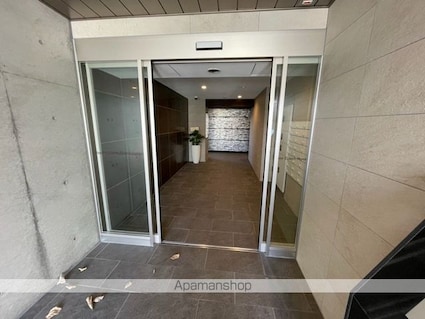 Ｆａｖｏｒ　Ｃｏｕｒｔ南草津[1LDK/30.72m2]のエントランス2