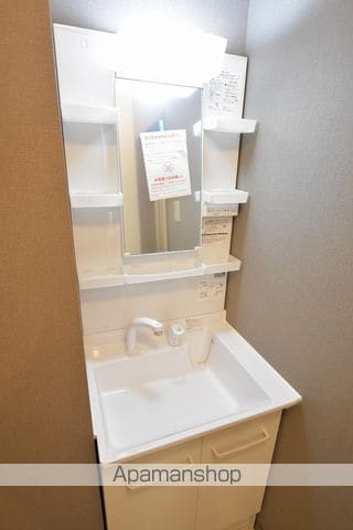リラコート八軒の内装写真