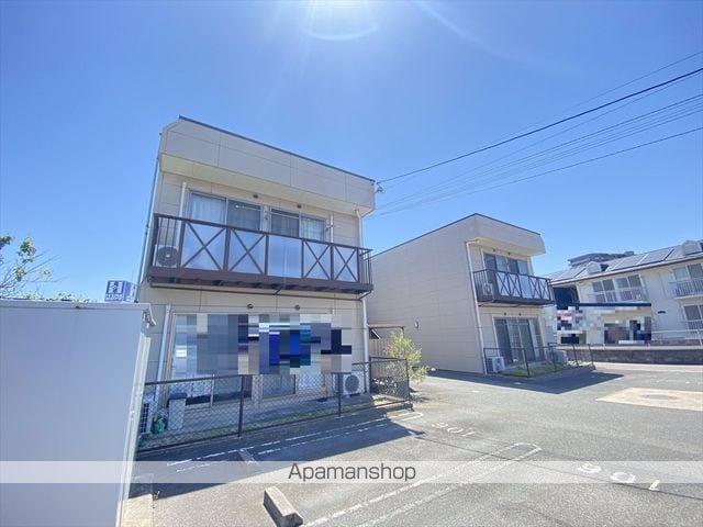 メゾンペルネの外観写真