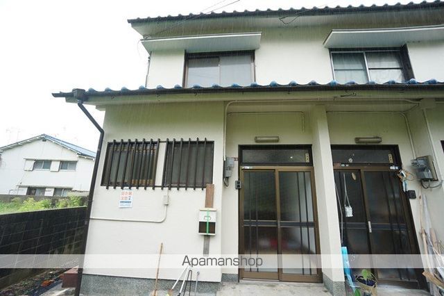 山手町2戸1貸家の外観写真