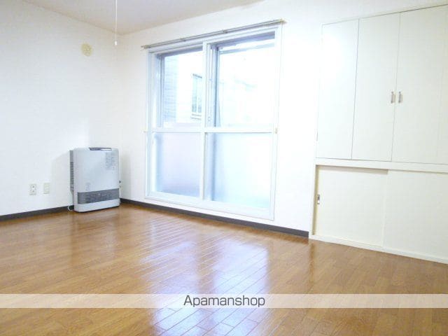 プレサント南8西8の内装写真