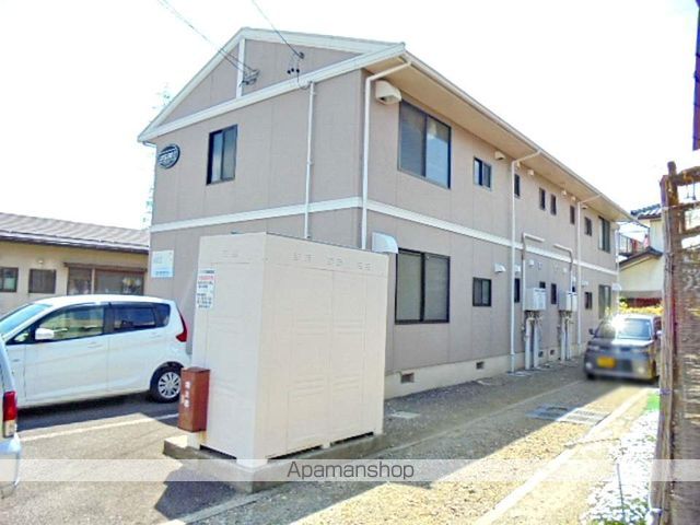 クレセントIの外観写真