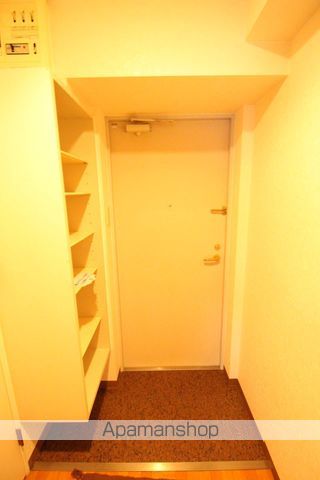 EーONEの内装写真