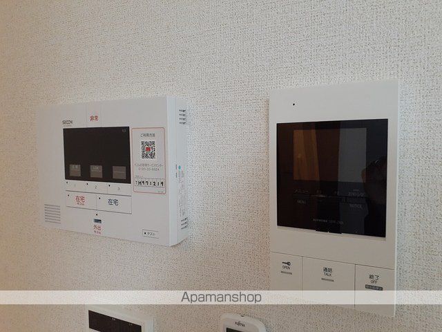 コンテ Mの内装写真
