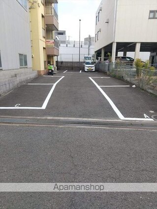和歌山県和歌山市上町[2DK/39.6m2]の駐車場