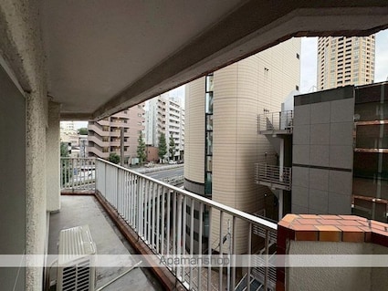 ハイネス中目黒[3DK/54.57m2]のバルコニー