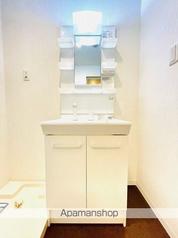 HRフロントリーガル新森の内装写真