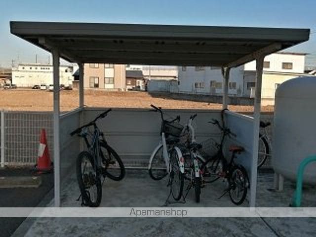 レオパレスメゾン前沖の外観写真