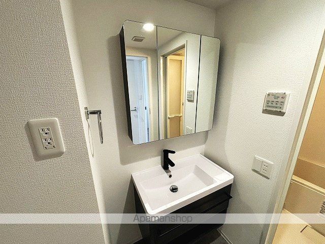 セレニテ江坂グランデの内装写真