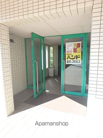 グレイシャス美園の玄関写真