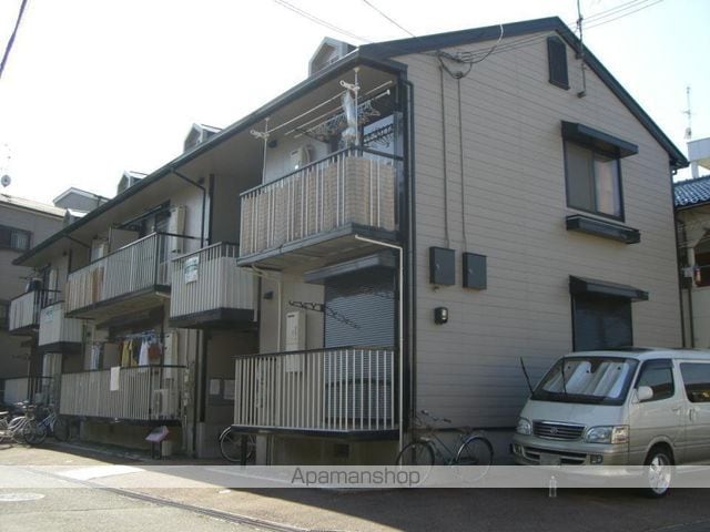 ワールドライフ中田の玄関写真