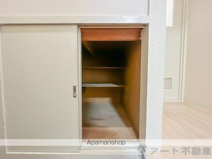 アルト堀江　１号棟[2DK/41.7m2]の内装2