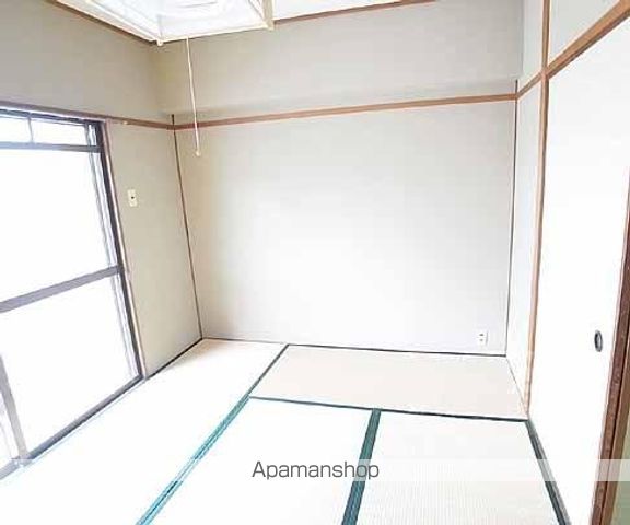 新橋ハイツの内装写真