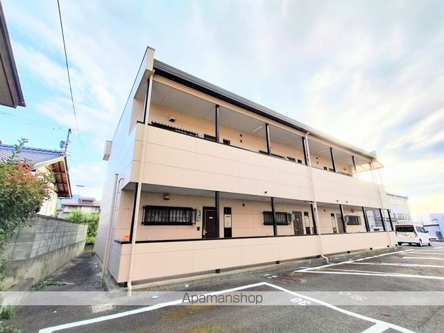 メゾンながつじB棟の外観写真