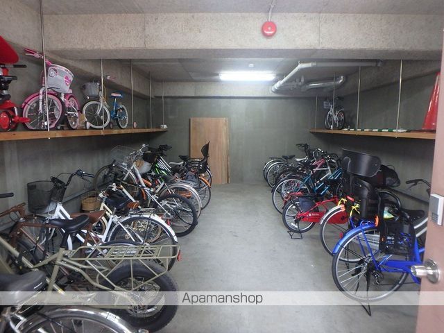 パールイレブンの外観写真