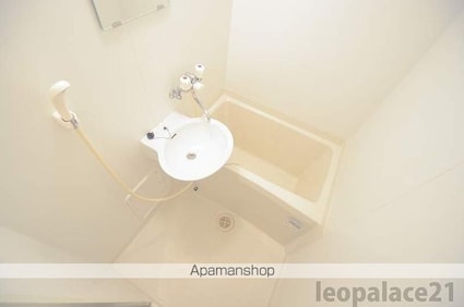 レオパレス永代町ヤシロ[1K/22.35m2]のバス