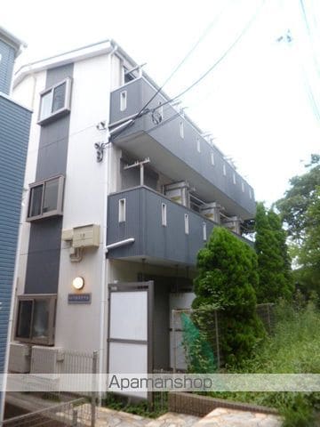 ヒルズ横須賀中央の玄関写真