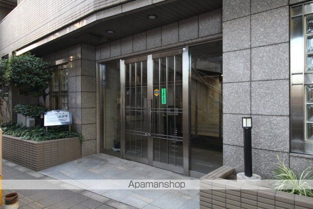 菱和パレス世田谷桜新町の玄関写真