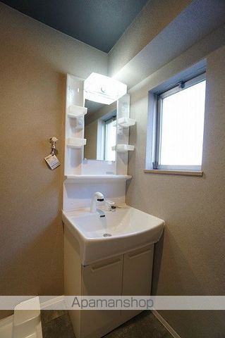 静岡泉町エンブルコートの内装写真