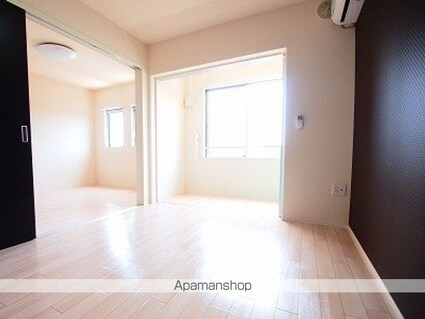 ＦＫ１[2LDK/59.64m2]のリビング・居間