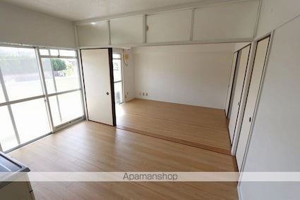 ビレッジハウス船木Ⅱ２号棟[3DK/53.08m2]のリビング・居間