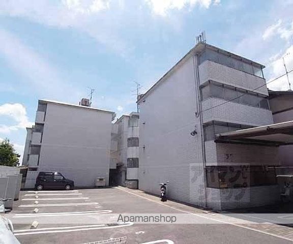 グランディール嵯峨の外観写真