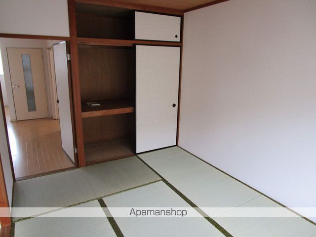 宮弥寿ハイツC棟の内装写真