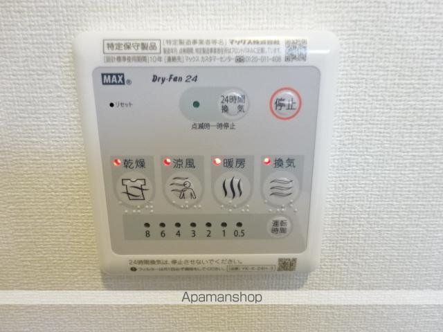 PRUNIERの内装写真