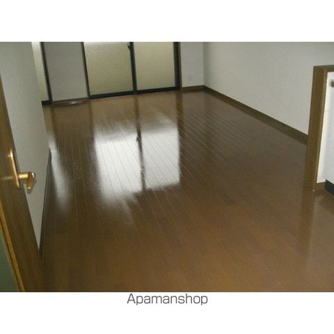 アンプルール リーブル gland Bの玄関写真