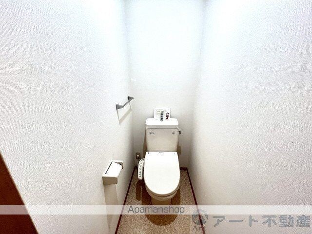 エクレールＳＹＯＵ　Ｂ棟[2DK/50.42m2]のトイレ