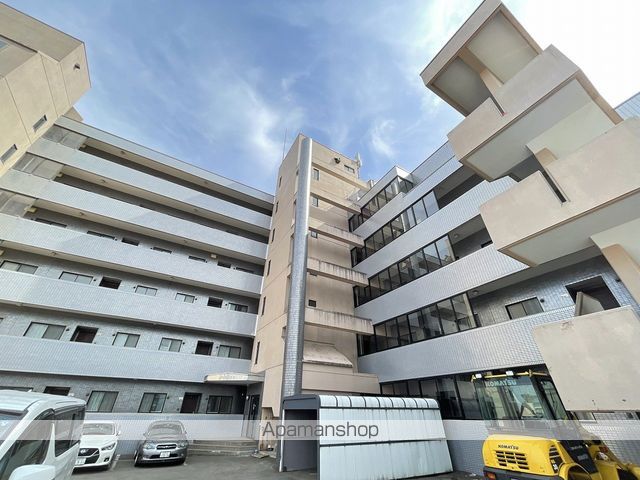 マンションRIVAGEの外観写真