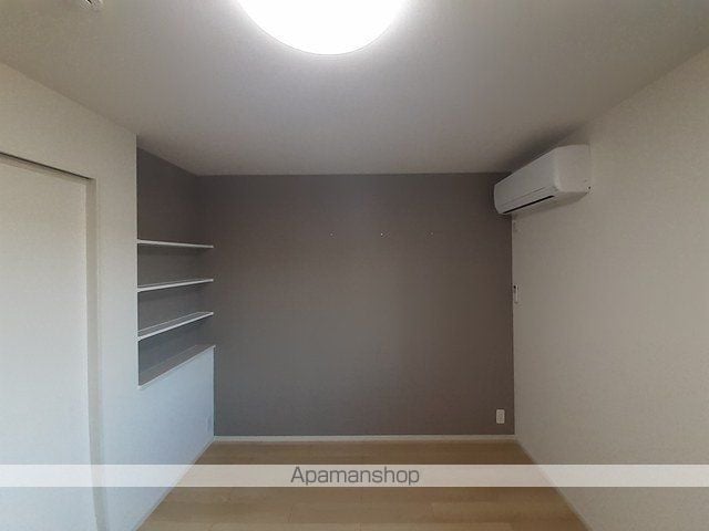 ヒカルサ高岡角ウエストの内装写真