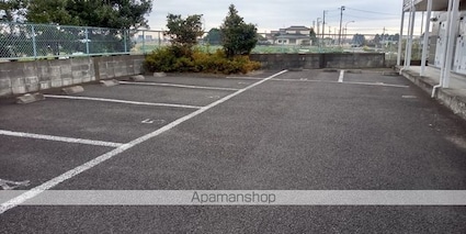 レオパレスＷＡＴＡＮＡＢＥ[1K/23.18m2]の駐車場