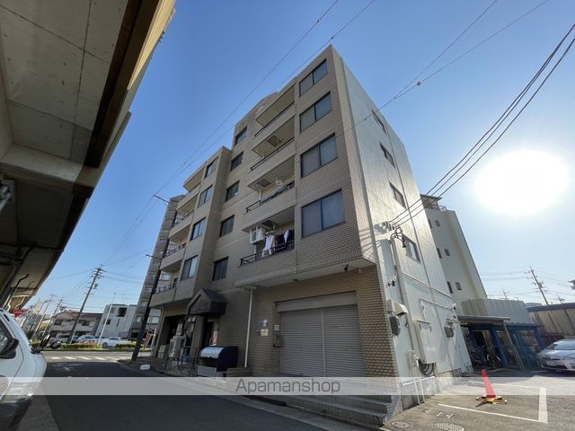 氷室AKマンションの外観写真