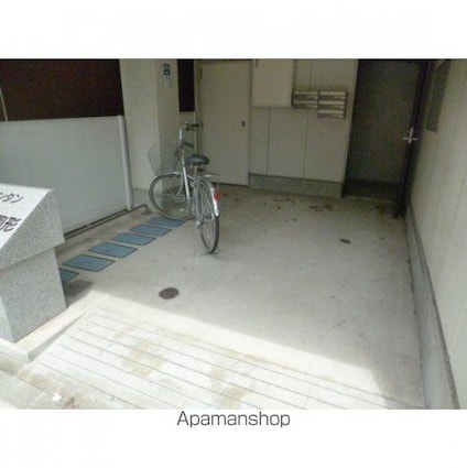 トランタンビュー東駒形[1R/17.58m2]の共用部2