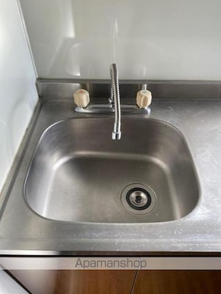 ファミール花園[2K/29.81m2]の内装1